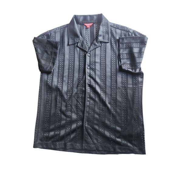 Guess Men's Mesh Black Button-Down Short Sleeve Shirt Size S - Picture 1 of 6